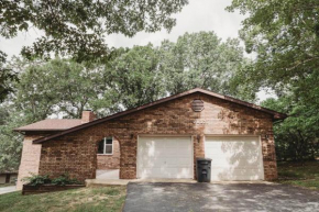 5 Bed 3 Bath Super House